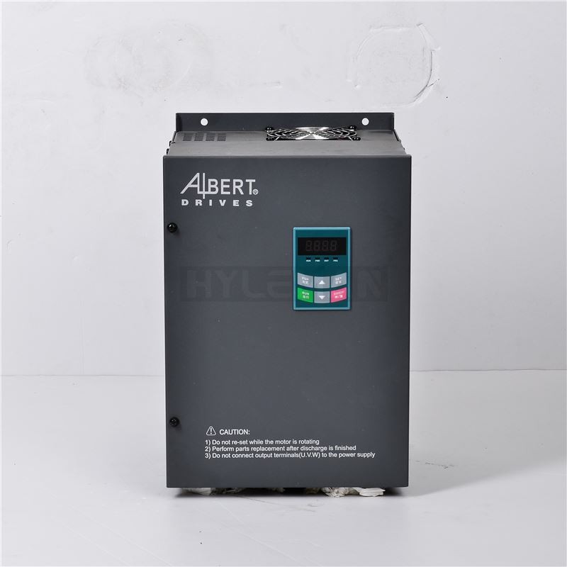 Hidraulinis servomotorinis valdymo sistemoje